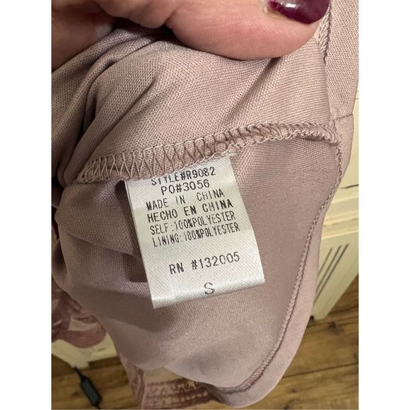 2 for 30$! size small mauve pink lace  romper - Picture 3 of 3